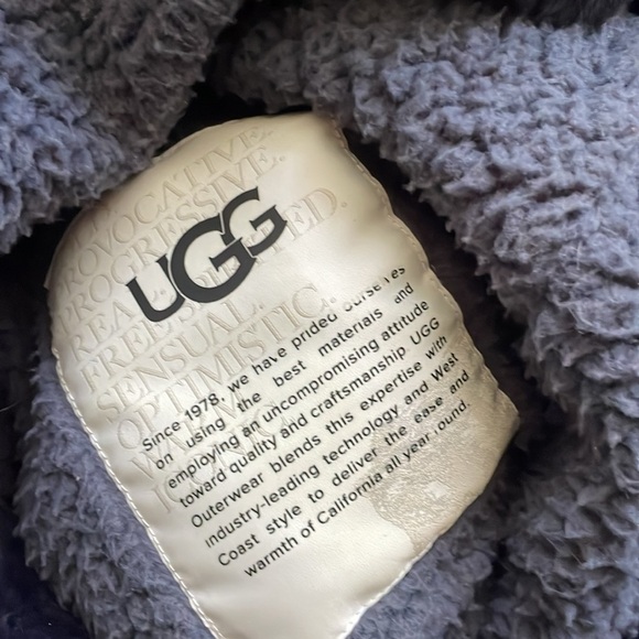 UGG Nori Oversize Faux Fur Jacket- XS - Picture 5 of 6